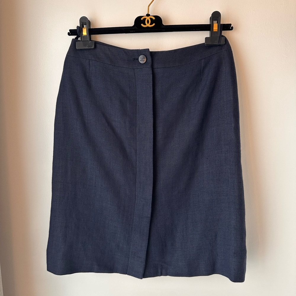CHANEL Navy Linen Skirt size 38 [AUTHENTIC!]